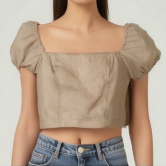7 For All Mankind NWT Faux
Leather Crop Top Size Medium - Picture 1 of 16